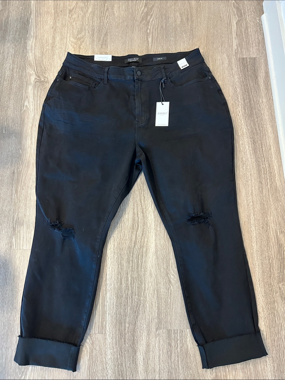 Judy Blue - Distressed Mid Rise Slim Fit Jeans